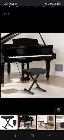 Piano bench