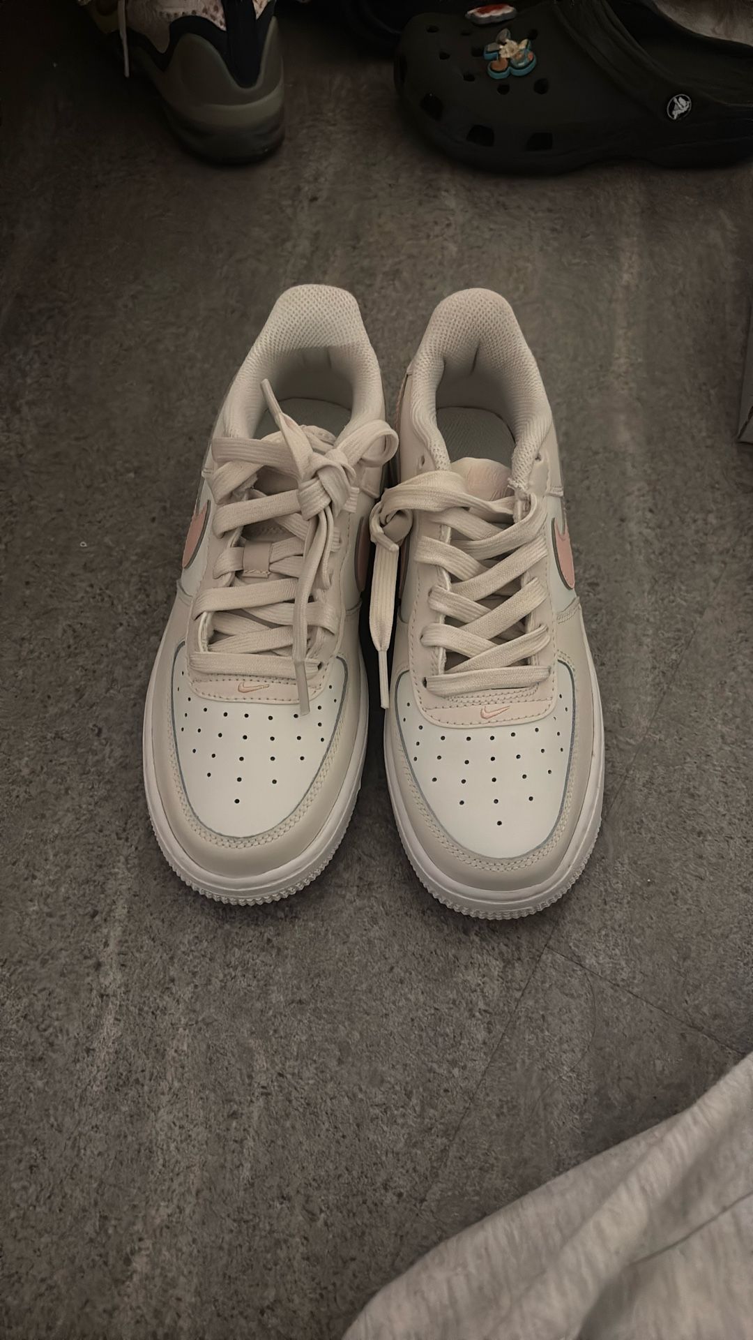 Nike Girls Air Force 1’s