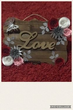 Wood paper flower plaque
