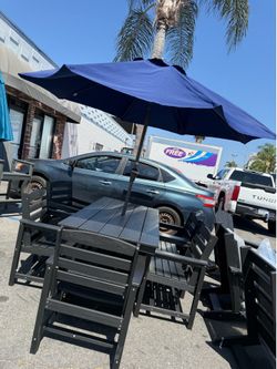 Patio set new