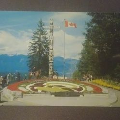 Stanley Park Prospect Point Canada Vancouver Totem Pole British Columbia B.C. 1960 To 1970's Collectible Vintage Postcard Post Card RPPC PC