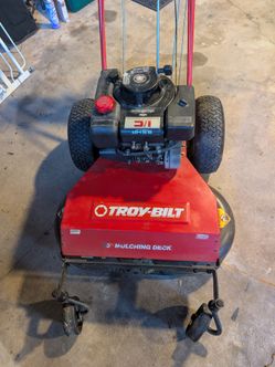 Troy-Bilt mower 33-in mulching