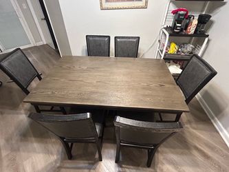 Dining room table