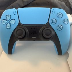 New Starlight Blue PS5 Controller