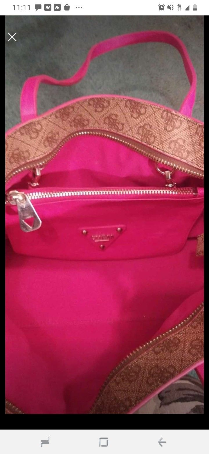 Guess Purse!