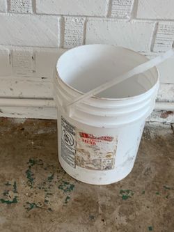 White Container Buckets