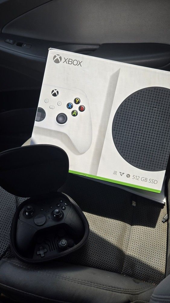 Complete X Box Series S w/ X Box Elite Series 2 Controller