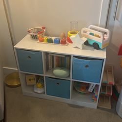 Nursery Toy / Book Storage