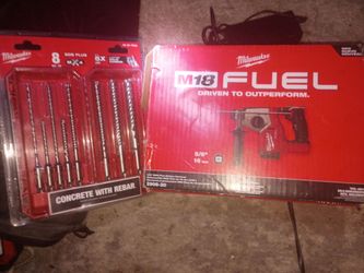 Milwaukee Fuel M18 Rotary Hammer SDS 5/8"