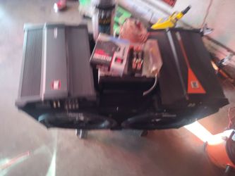 Radio,3 amps a capacitor 2 kicker comps etc