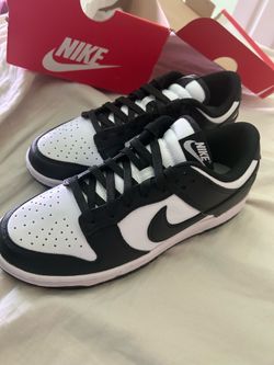 Nike Dunks (pandas) Size 7 women, 5.5 men/youth