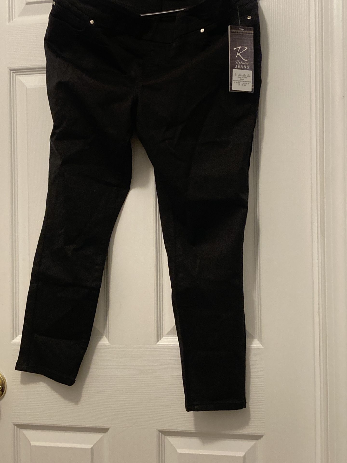 Women’s black jeans, size 16P