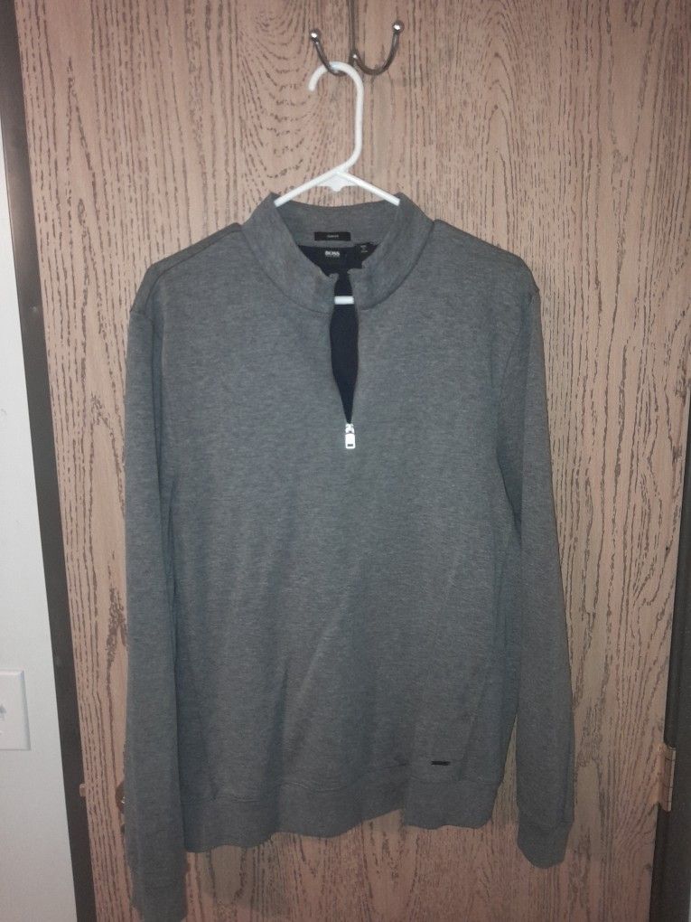 Like New HUGO BOSS Slim Fit, XL V Neck Zip Long Sleeves.  Dark Gray 