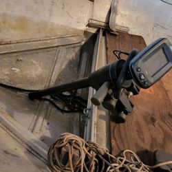 Humminbird 140c Fishin' Buddy Ultimate Portable Fishfinder

