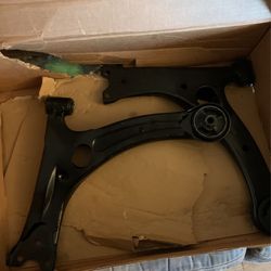 2010 Toyota Corolla arms for the driver side and passenger side