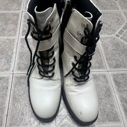 White Woman’s Boots Size 8