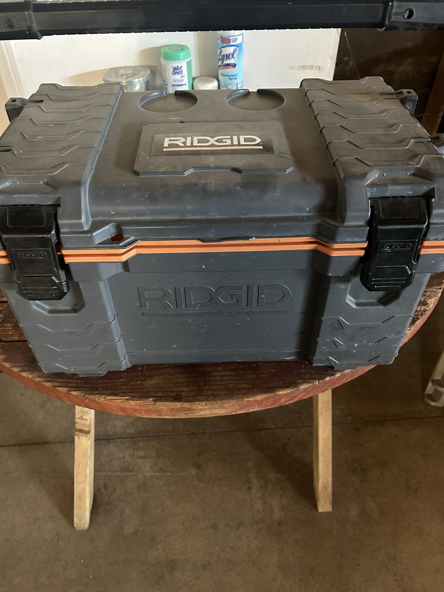 Ice chest