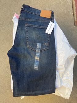 Brand NEW Aeropostale Men’s Straight Leg Jeans Size 30X34 and Size 32X34