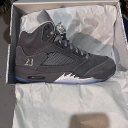 Nike Retro Jordan 5 “Wolf Grey “