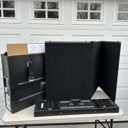 Downing Display Reversible 3 way Folding Table Top Display and Travel Case with Wheels