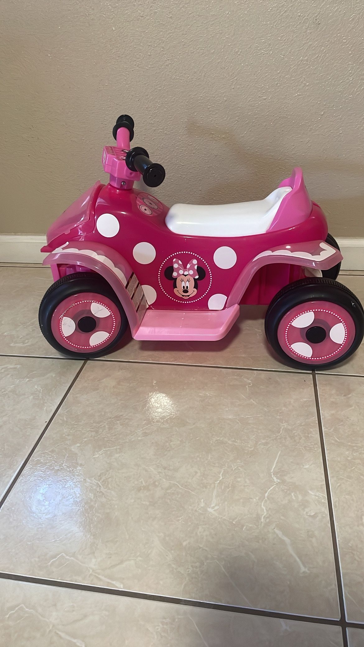 Minnie Mouse Quad/car