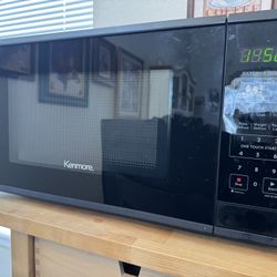 Kenmore 1.1 cu ft Countertop 1000W Microwave