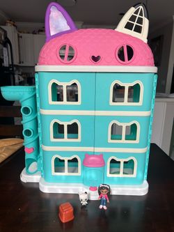 Gabby Doll house 4 floors