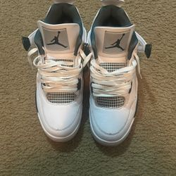 Jordan 4 Retro Oxidized Green Size 9.5
