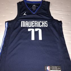 Luka Doncic Jersey