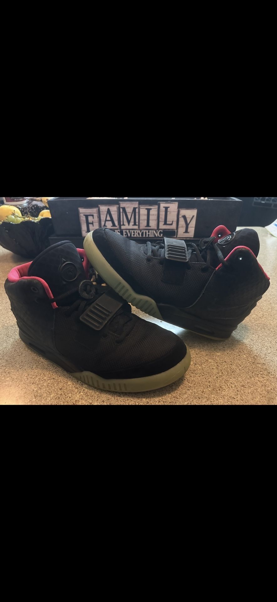 Nike Yeezy 2 Solar Fits 11 - 11.5