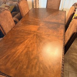 Kitchen table W/ Extended Option 