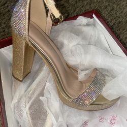  Size 6 Heels 