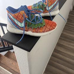 Nike Kyrie Irving  5 Sponge Bob Pineapple House 