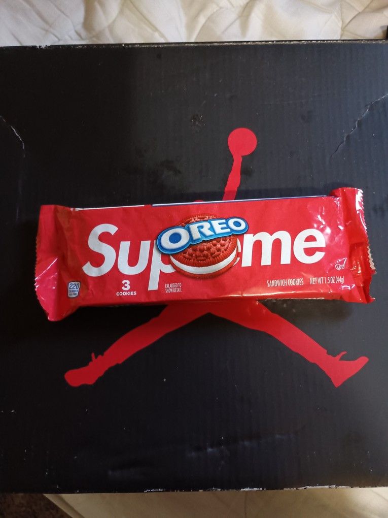 Supreme x Oreo Limited Edition 3-Pack (Sealed Collectible)