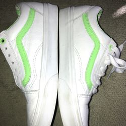 Vans Leather Lime Green & White  Mens 6 Women’s 7.5