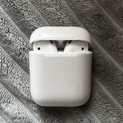 Apple AirPods 1st Generation Negotiable 