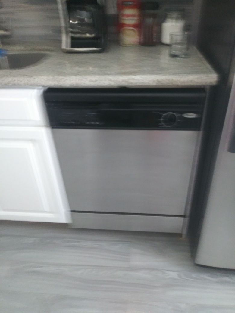 Dishwasher Whirlpool $50.00