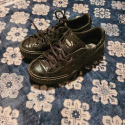 Puma by Rihanna Creeper Patent Leather Sneaker, Blk