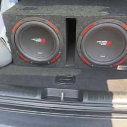 12’ Subwoofers Speaker,red  and  Black Stitch Trimming. HED Crewing Vega Mobile .