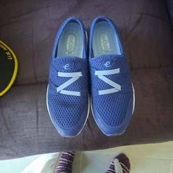 Easy Spirit Sneakers 7 1/2