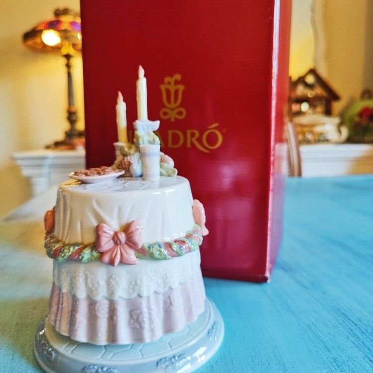 LLADRÓ リヤドロCookies for Santaクリスマス フィギュリン Lladro Figurine Night before Christmas Cookies for Santa Table