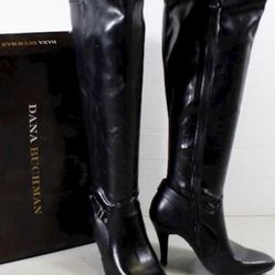 Dana Buchman Stylish Boot Size 6