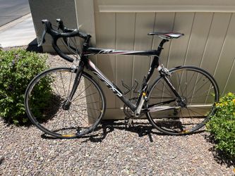 58cm Felt F4 Road Bike