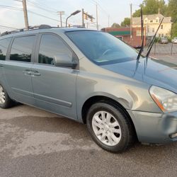 KIA SEDONA 08