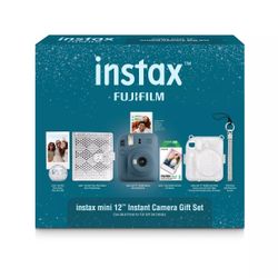 Fujifilm Instax mini 12 Holiday Gift Set Bundle
4.5 out of 5 stars with 24 reviews