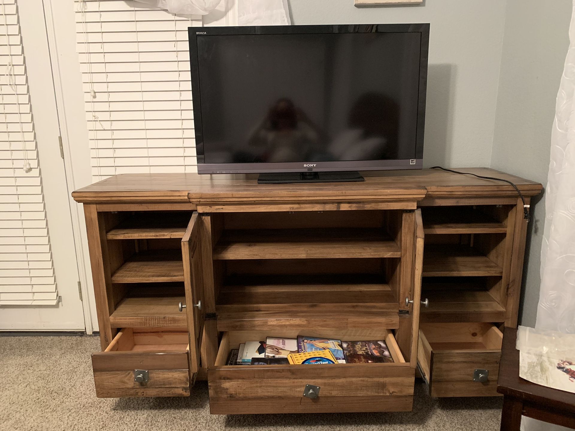 TV Stand Antique Brown-Canyon Entertainment Center