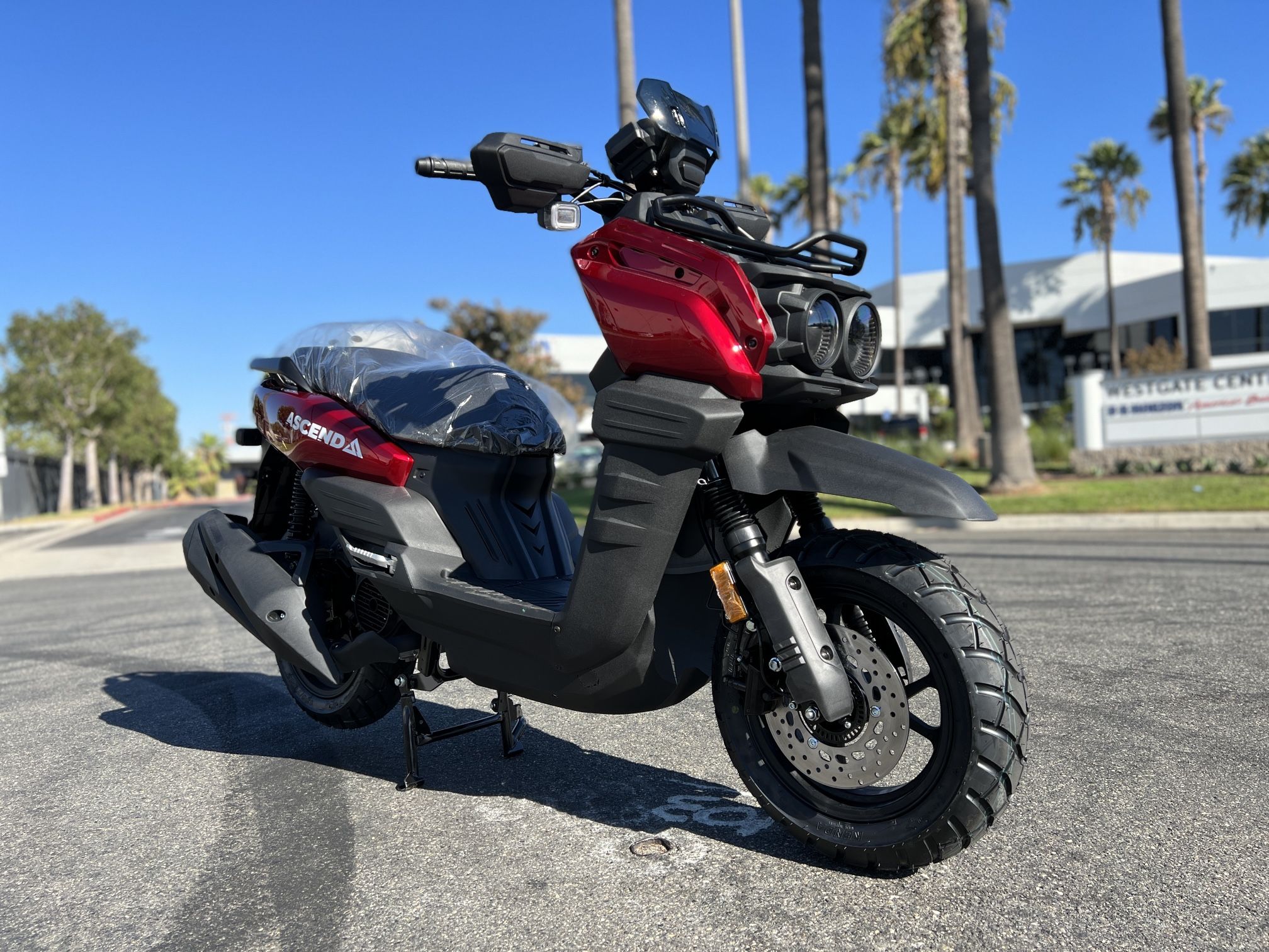 2022 Ascend Tank 150cc Scooter Automatic