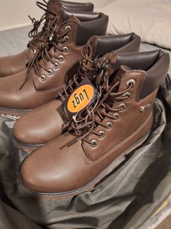 Lugz boots one size 7 other size 11 30 each zelle  welcome