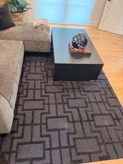 Black modern rug 8 x 10