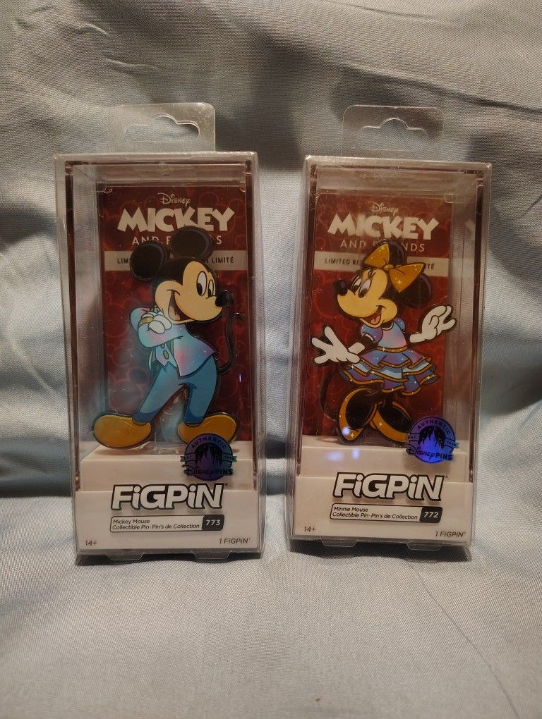 Mickey And Friends FiGPiN Set